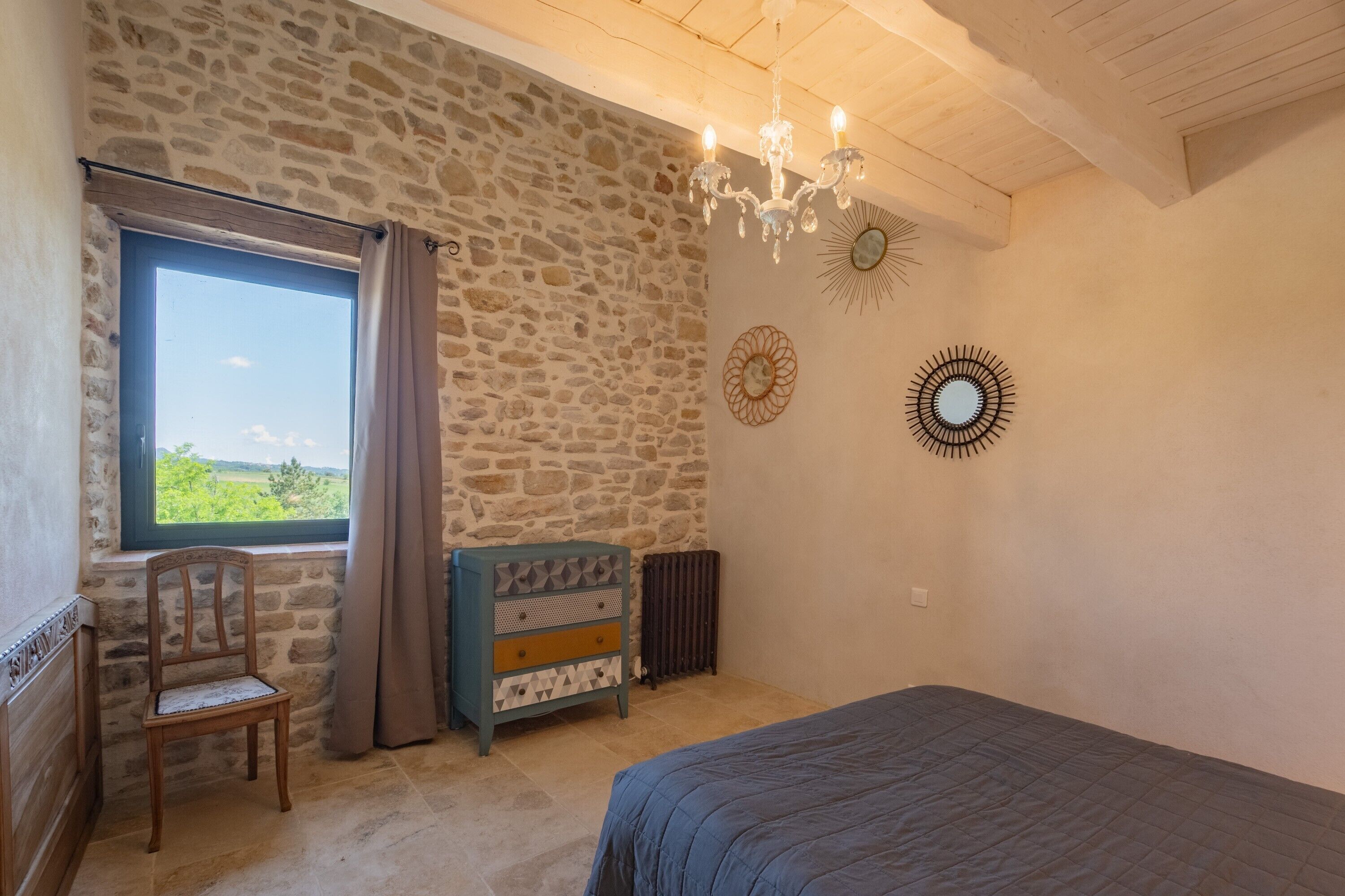 3 chambres, Wi-Fi gratuit, draps fournis