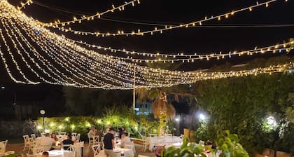 Chambre d'hÎtes "Riccio - La Cantina Del Contadino" avec piscine partagée, terrasse et Wi-Fi