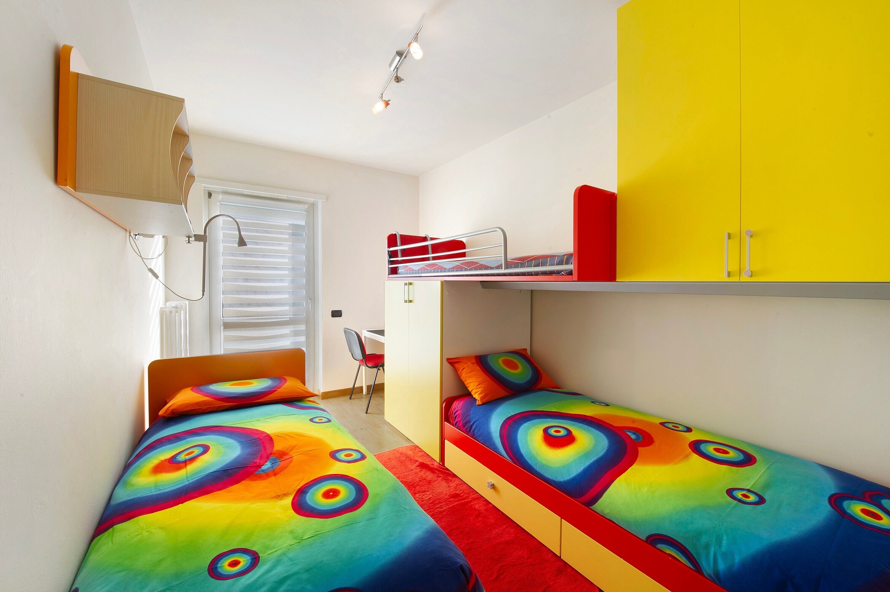 2 habitaciones, tabla de planchar con plancha y wifi gratis 