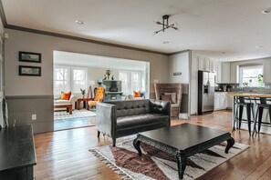 Smart TV, DVD player, books