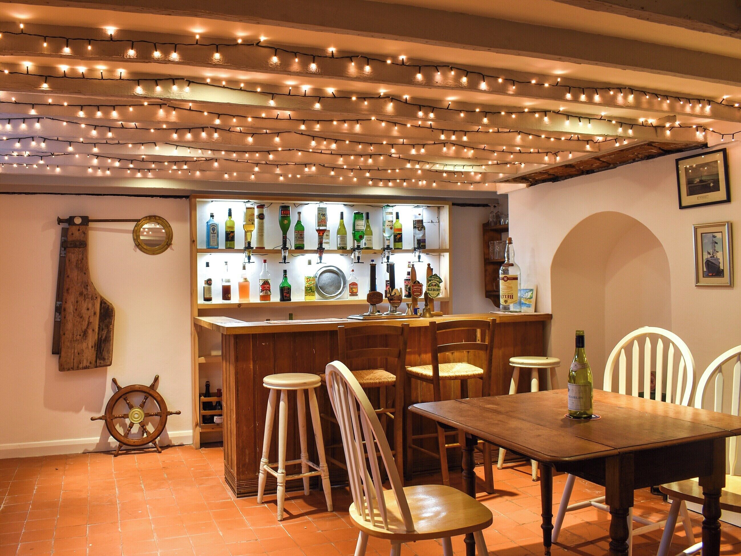 Bar (in der Unterkunft)