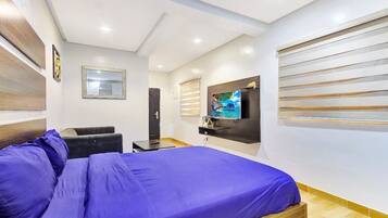 Premium Room | 1 bedroom, soundproofing, free WiFi