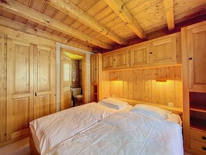 2 bedrooms, iron/ironing board, internet, bed sheets - Tamaris 209 (Verbier)