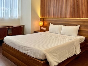 Suíte estúdio família, 2 quartos, vista para o parque | Frigobar (abastecido com itens grátis), escrivaninha, Wi-Fi de cortesia