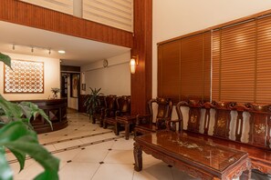 Siddeområde i lobbyen