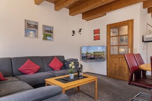 Fernseher, Stereoanlage