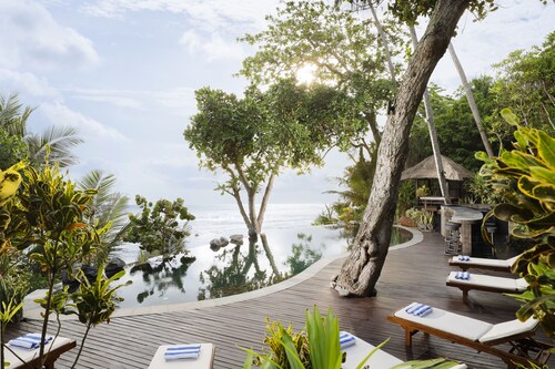 The Cove Bali by Nakula