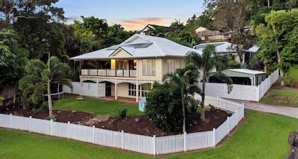 Kalani-The Heavens View House. “Kalani: the heavens, symbolising peace, beauty.”