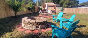Rainbow River Retreats-
A place where tranquility and serenity is effortless.