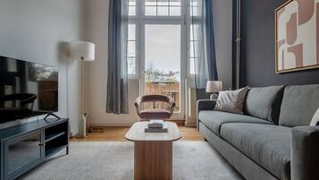 Fernseher, Stereoanlage