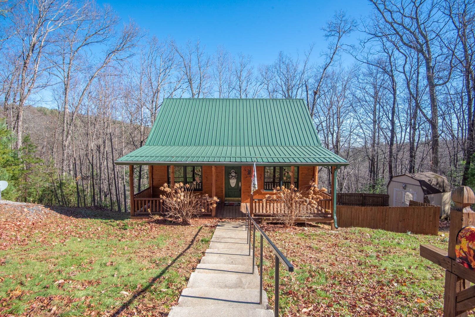 Millers Creek Log Cabin - 20 minutes to WJ and Wilkes