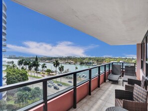 Property grounds - Beach Resort condo /921 (Miami Beach)