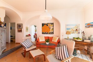 Living area - Casa Peppenella with private terrace (Positano)