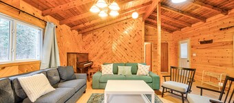 Jamtel Arden cottage - Kennebec Lake, Arden ON.  