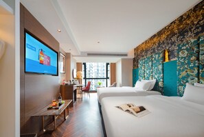 Deluxe-Zweibettzimmer | Schreibtisch, Bettwäsche