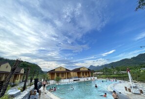 Utomhuspool