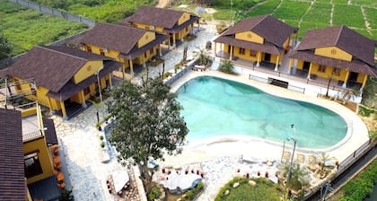 Sky Bay Lodge