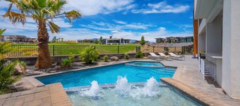 Live Luxurious at Zion's Desert