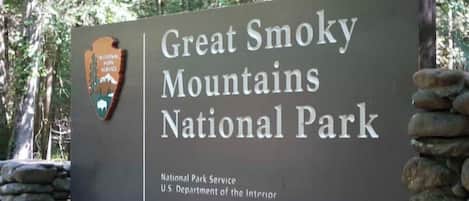 A sign for Great Smoky Mountains National Park.