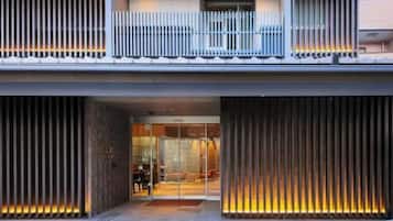 Fachada da propriedade