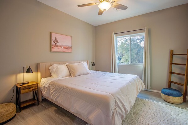 4 bedrooms, iron/ironing board, free WiFi, bed sheets