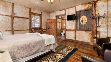 1 bedroom, desk, free WiFi, bed sheets