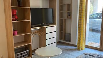 1 Schlafzimmer, BĂŒgeleisen/BĂŒgelbrett