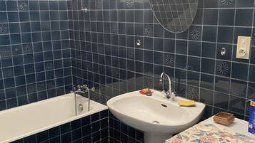 Haartrockner, Toilettenpapier