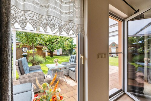 Ferienhaus 'Ferienhaus 75 Qm, 1 Schlafzimmer' mit privater Terrasse, Gemeinschaftsgarten und WLAN