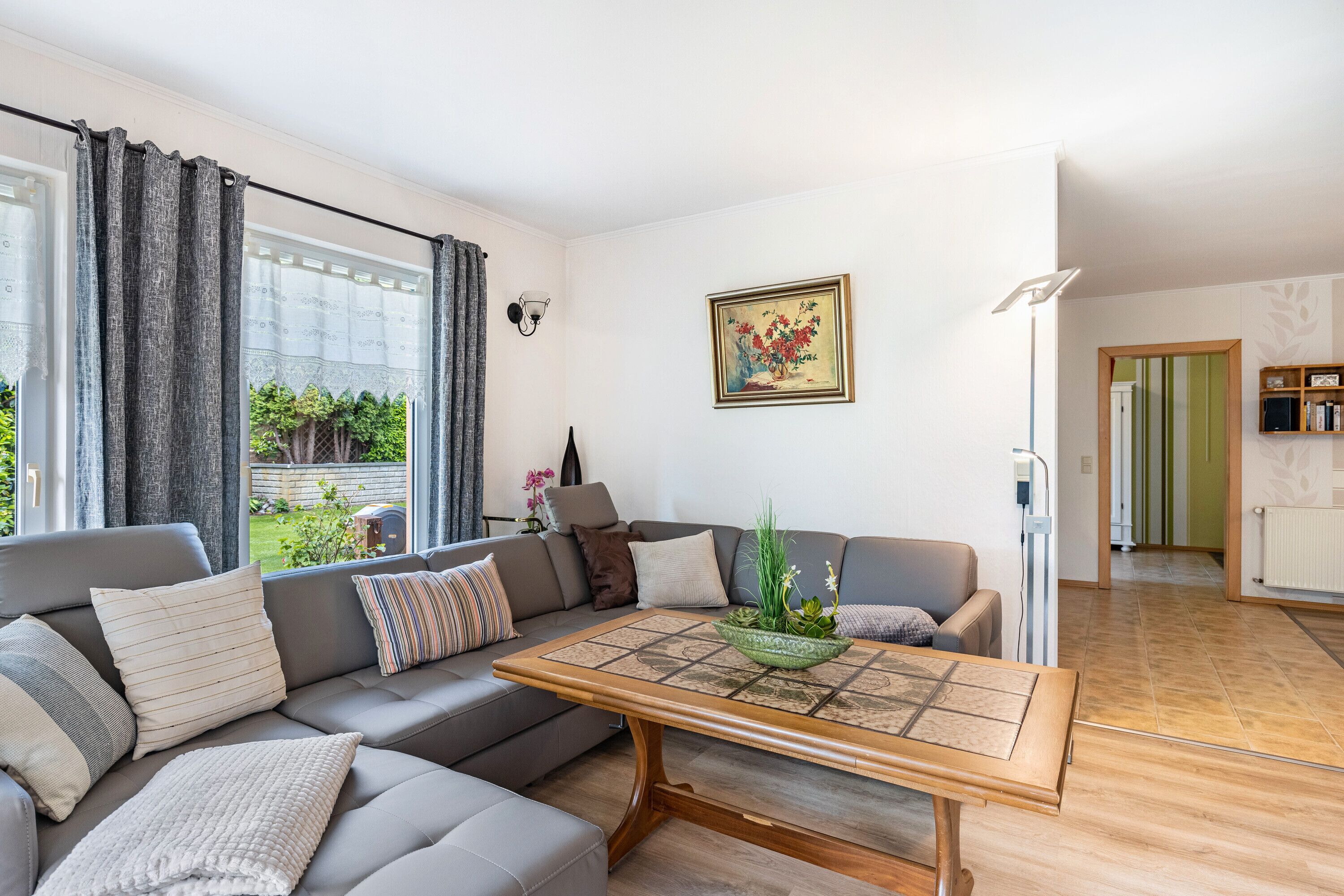 Fernseher, DVD-Player, Stereoanlage