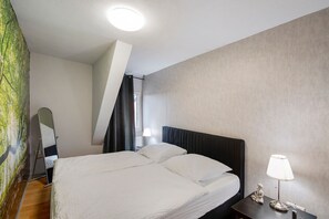 1 bedroom, free WiFi, bed sheets