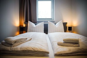 3 bedrooms, WiFi, bed sheets