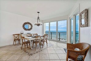 Dining - High Pointe Resort E26 (Inlet Beach)