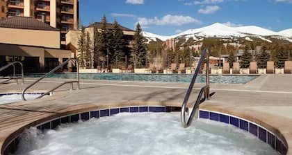 Marriott Mountain Valley Lodge at Breckenridge full resort access