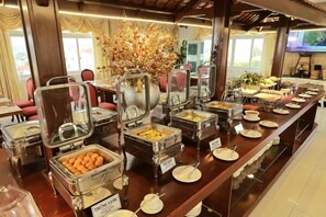 Tägliches inbegriffenes Frühstücksbuffet