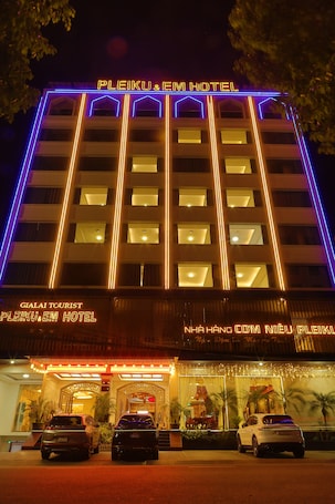 Exterior. Pleiku & Em Hotel by Gia Lai Tourist