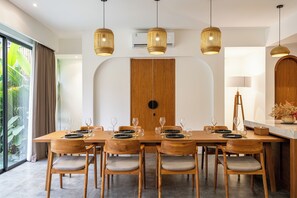 Villa Deluxe | Matservice på rummet