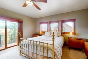 4 camere, accesso a Internet, lenzuola