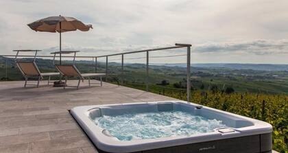 THE FLIGHT, swimming pool and wellness
