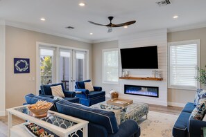 TV, fireplace, stereo, offices