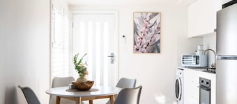 The Elm Apartments | The Pink Room