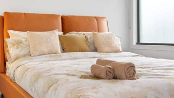 2 bedrooms, WiFi, bed sheets