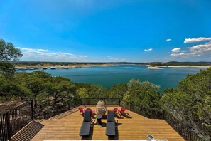 Terrace/patio - Waterfront | Pool | Hot Tub | Lake Views | Boat Dock (Leander)
