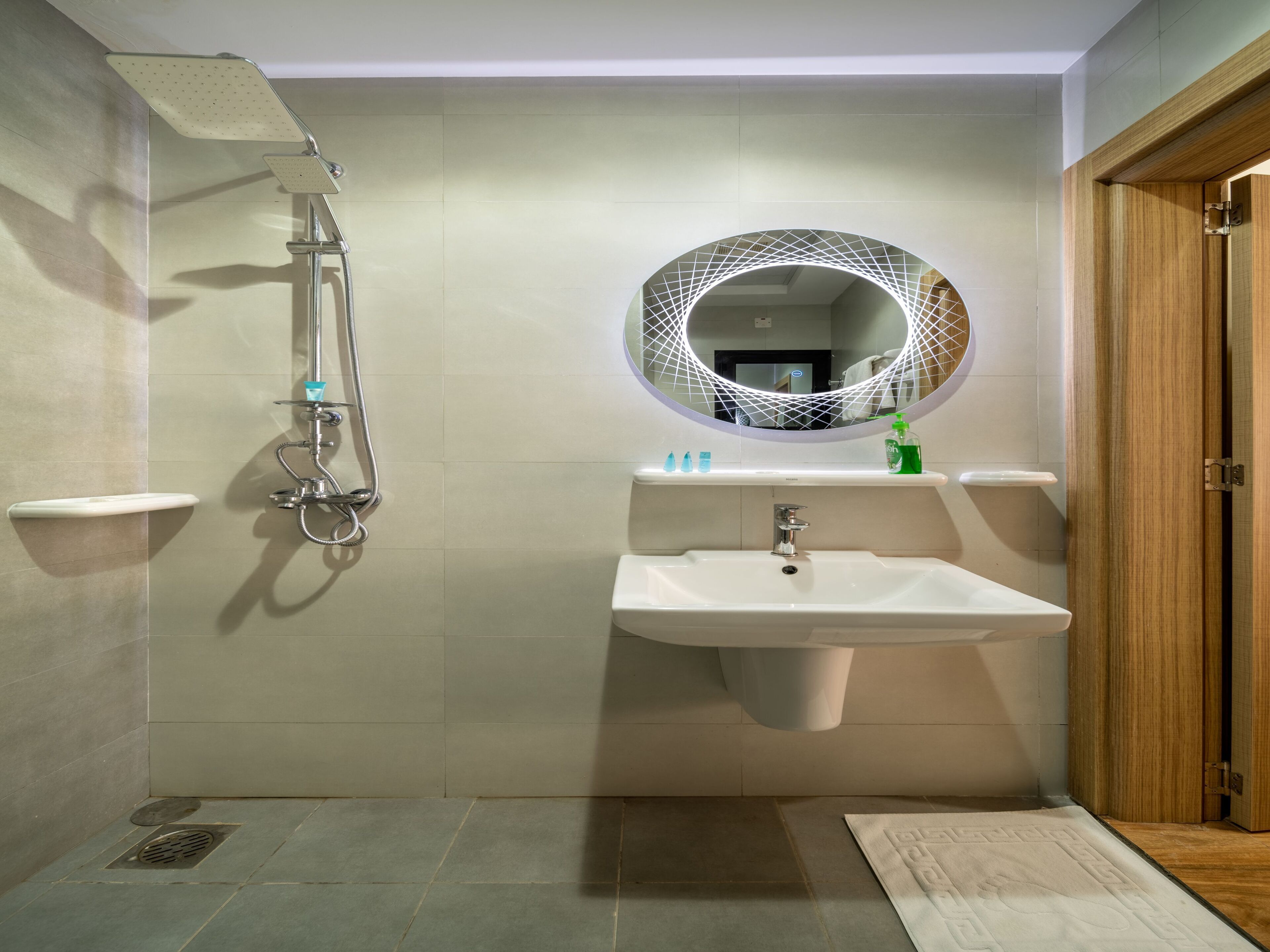Shower, towels, toilet paper