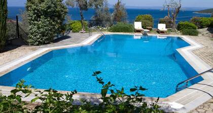 Ananda Spa Villa in Nies