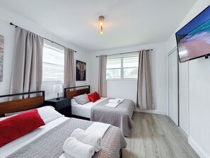 3 soverom, strykejern/-brett, wi-fi og sengetøy