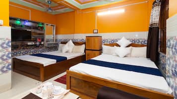 Family Room Non A/C | 1 bedroom, desk, free WiFi, bed sheets