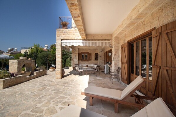 Restauration extérieure