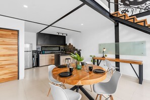 Apartment | Dining room