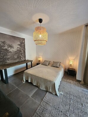 5 chambres, fer et planche Ă repasser, lit parapluie, Wi-Fi gratuit